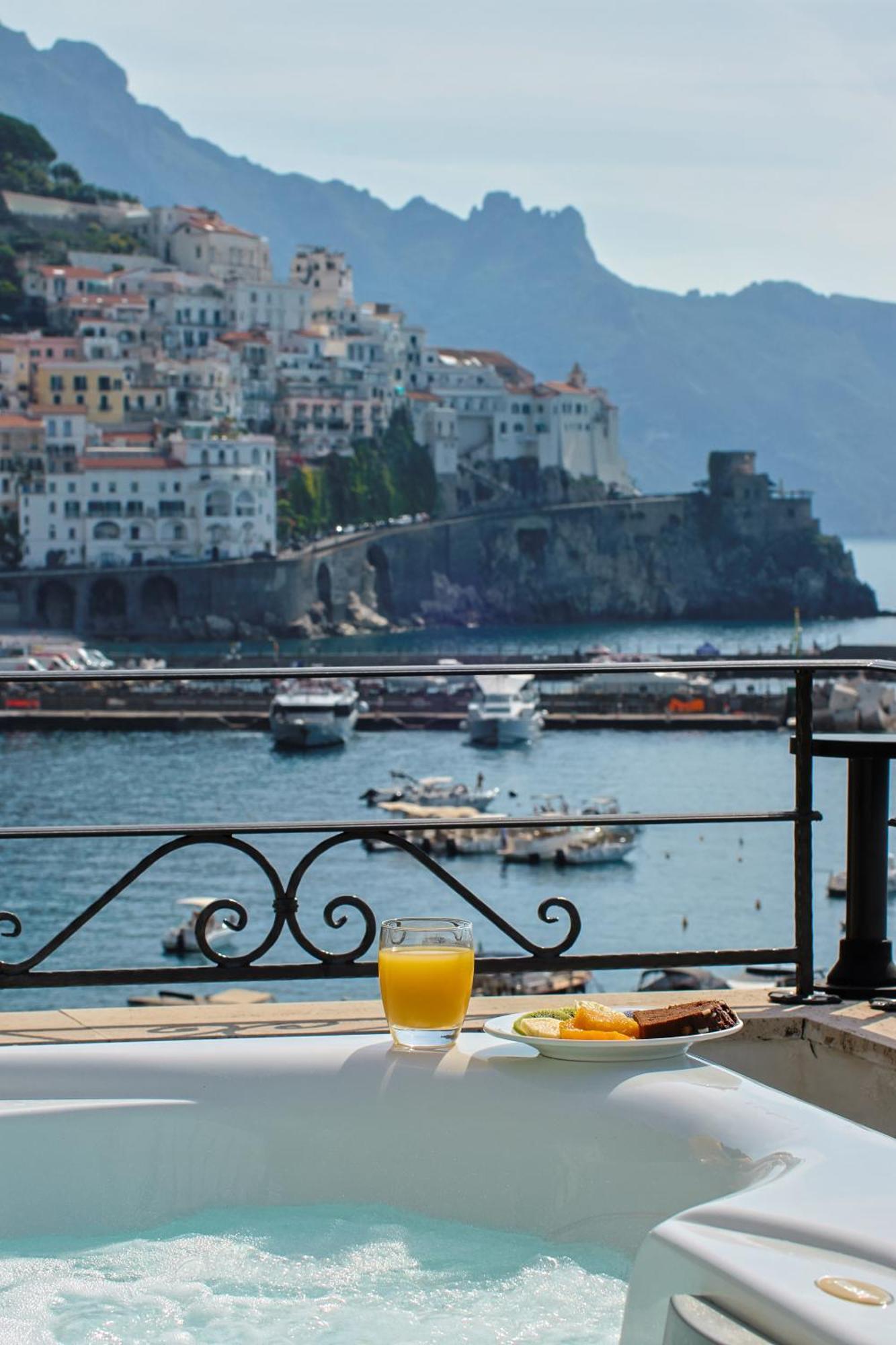 Hotel Aurora Amalfi Exterior foto
