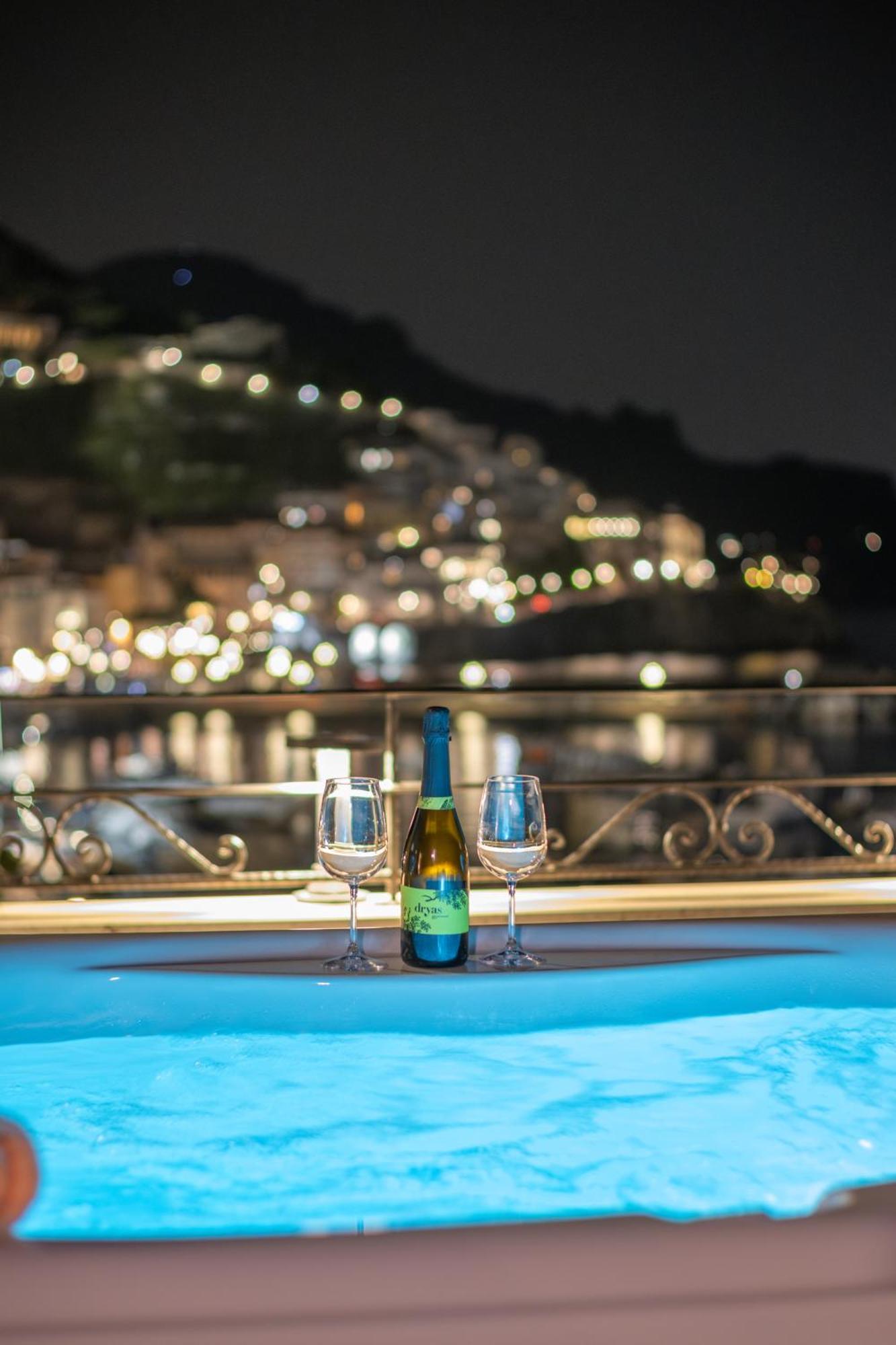 Hotel Aurora Amalfi Exterior foto