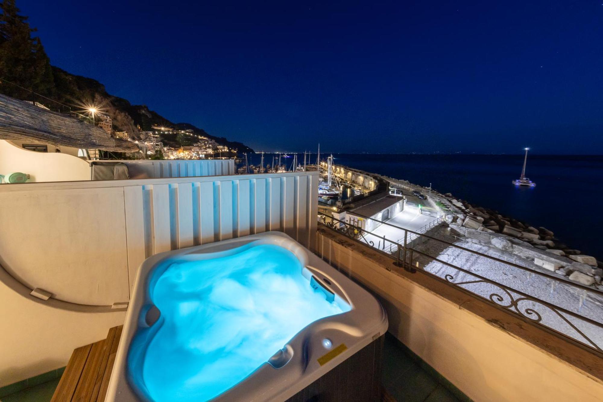 Hotel Aurora Amalfi Exterior foto